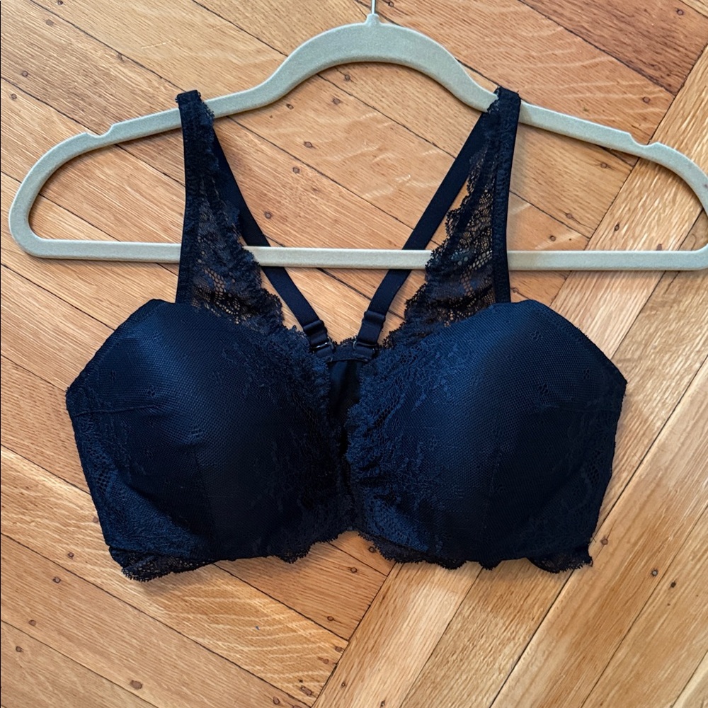 Spanx Undie-tectable® Wireless Bralette – Black, Size M, Lace Front Closure